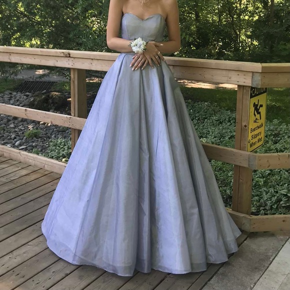 Sherri Hill prom dress - Picture 4 of 8